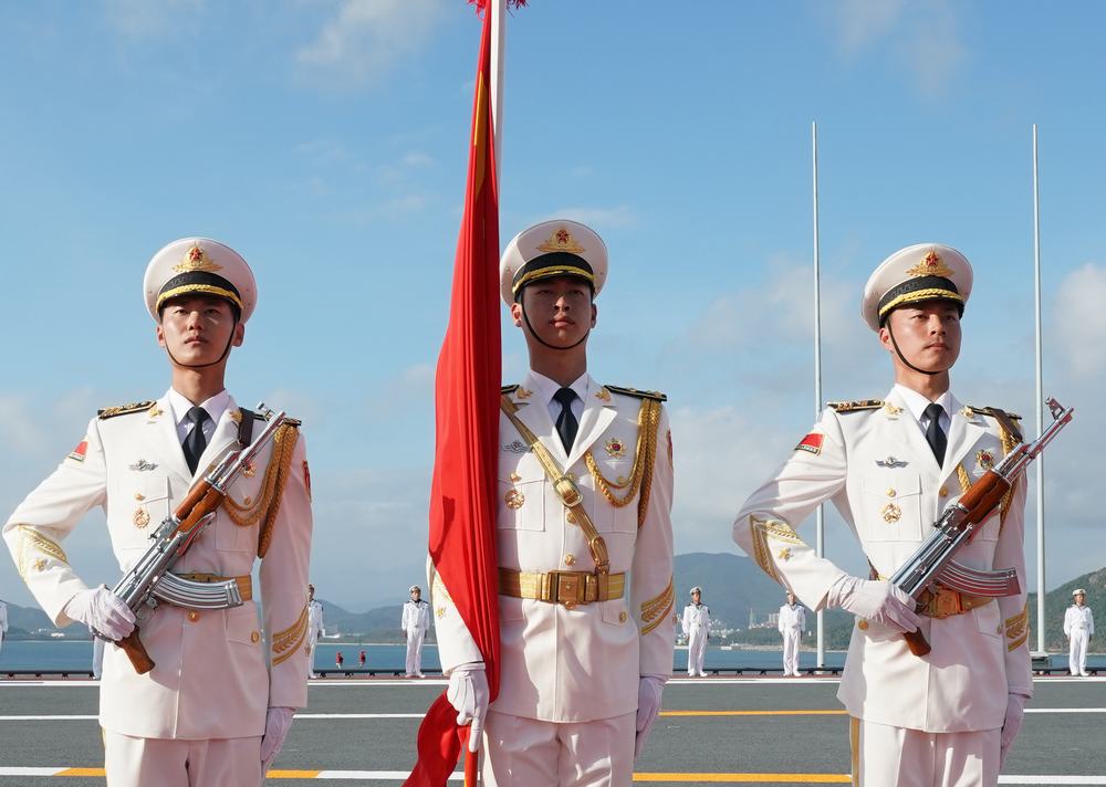 91精品一区二区三区 在信息过载的精品今天