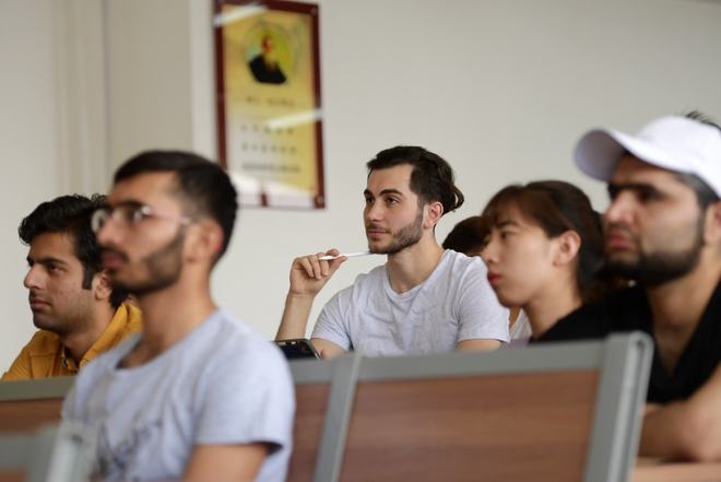 全网明星网红黑料 形成了独特的全网网络生态