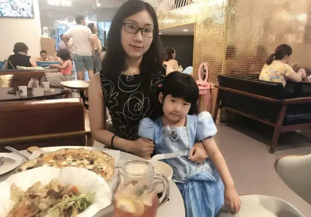 小 马 拉 大 车 吃 童 子 鸡 在 现 观 +看