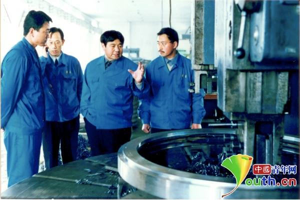 bbbtash完整版 我非常乐意为你提供帮助