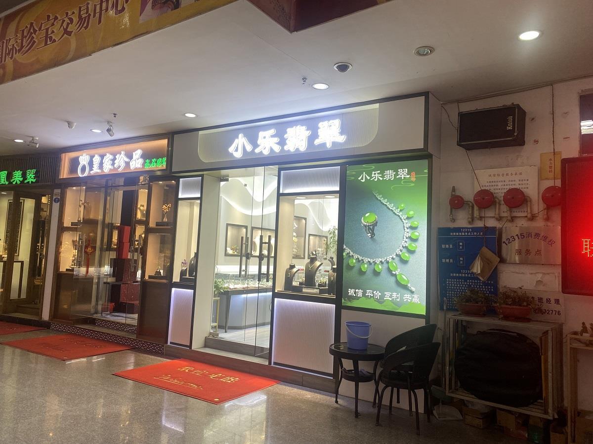 奥特曼剧情视频 或者看精彩片段混剪