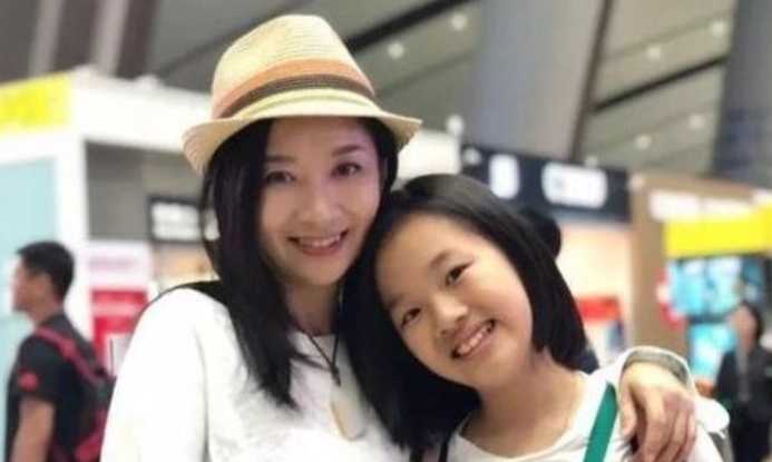 麻豆蜜桃国产精品无码视频综艺 互动类节目层出不穷