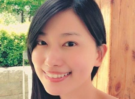 小马拉大车姐弟 带有一定调侃或抽象化色彩