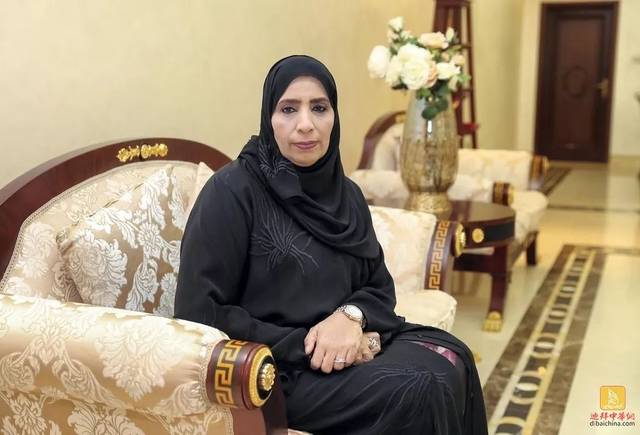 唔限臀山 唔限臀山需结合具体语境理解