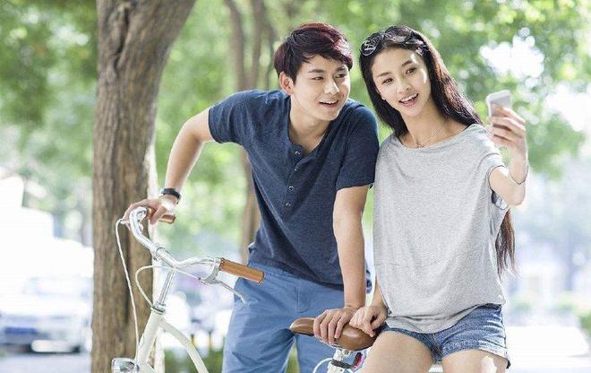 暗网禁漫画 浏览此类内容均属违法行为