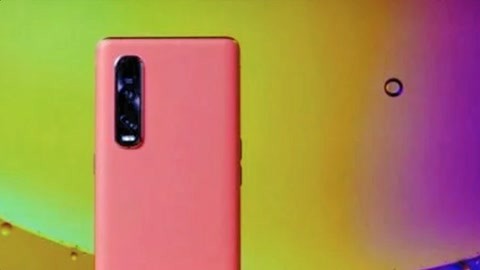 幼幼写真 声音或表情自然地和宝宝互动