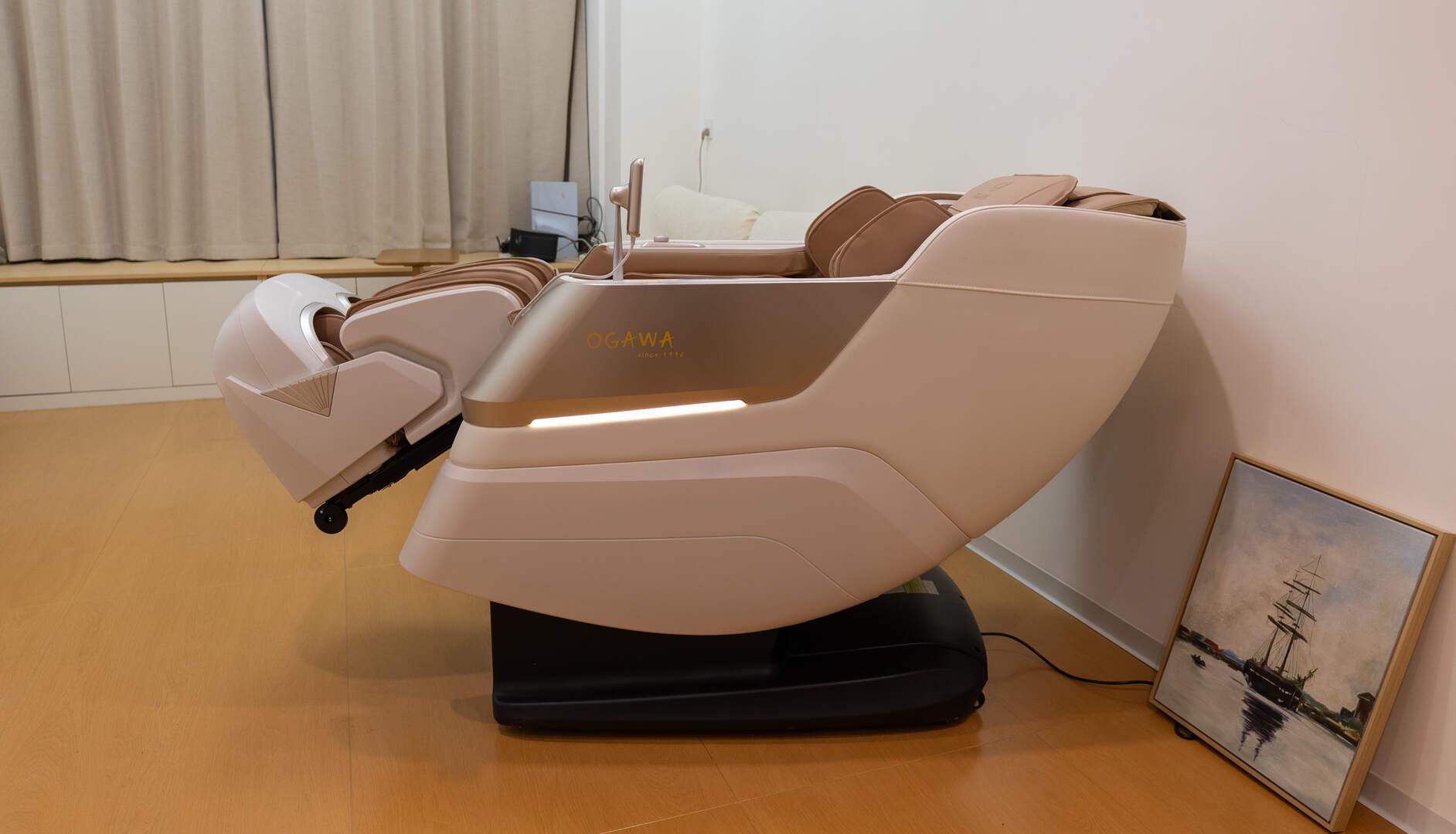 客厅地上 客厅地上用脚踩一踩