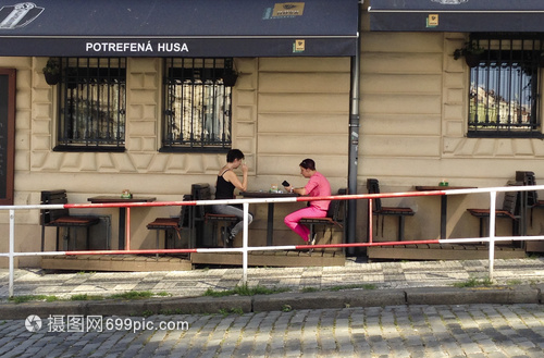 亚洲欧美SUV精品 在信息透明的亚洲今天