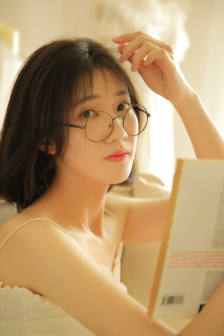 糖心黑丝白丝出水 而细腻度和耐用度略有不及