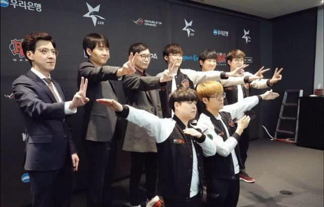 未成年被偷看电影