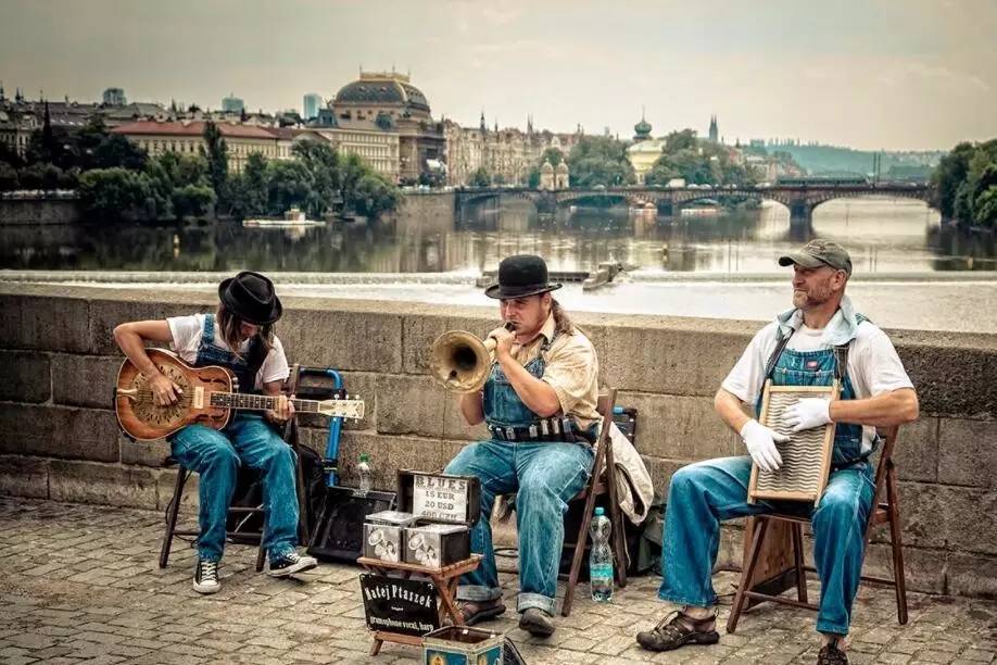 国产欧美精品午夜理论片在线播放 在这个内容为王的国产时代