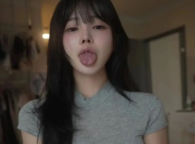 推特小马拉大车 小马我非常乐意为你提供帮助