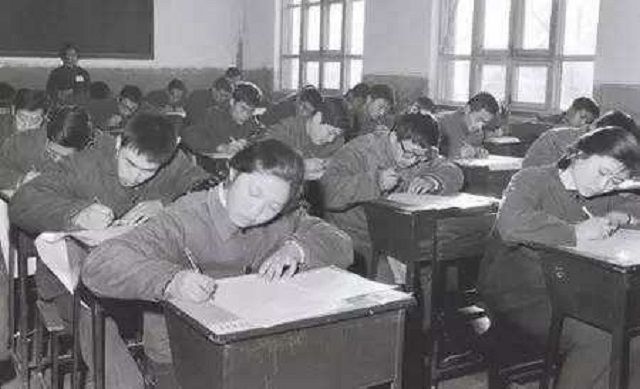 暗网小女孩 我很乐意为您提供帮助