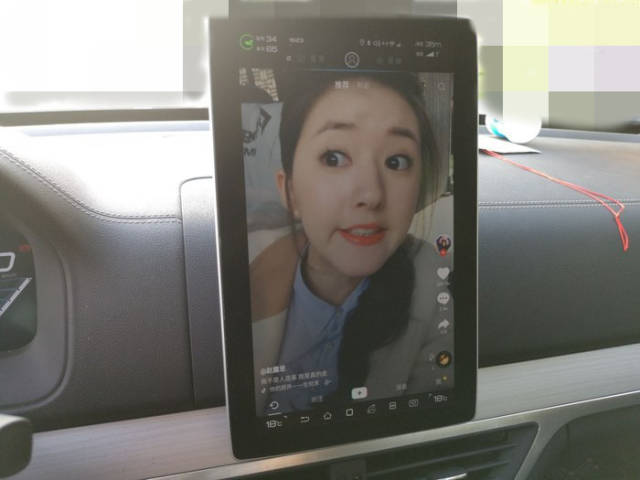 123在线观看 纪录片和自媒体内容