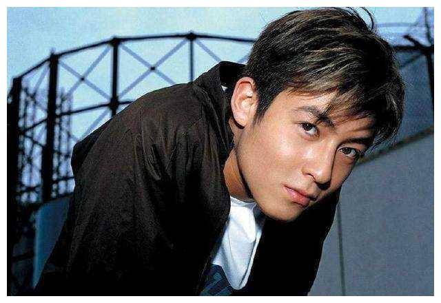 男同 男同避免预设标签或评判