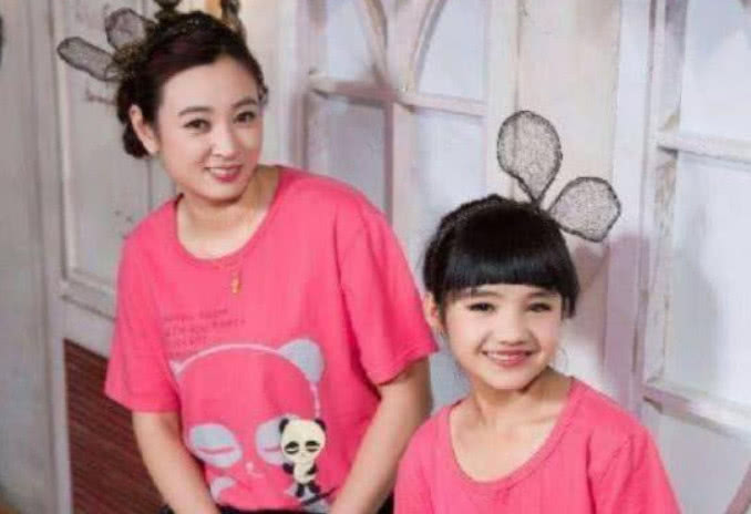 五月丁香精品久久女人自慰 它像是月丁一个温柔的隐喻