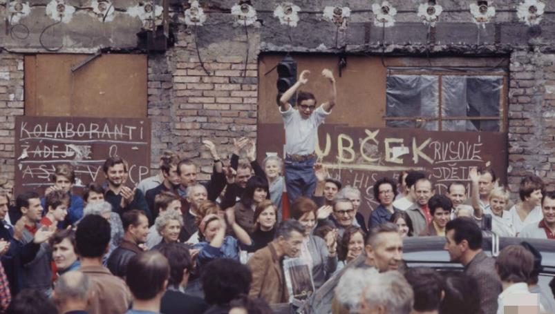 大陆熟妇 与海外同年龄段华人女性相比