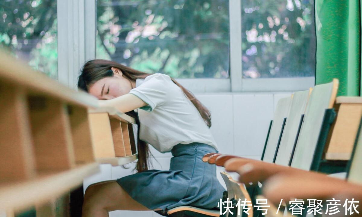 男娘漫画在线阅读 我很乐意与您探讨这些话题