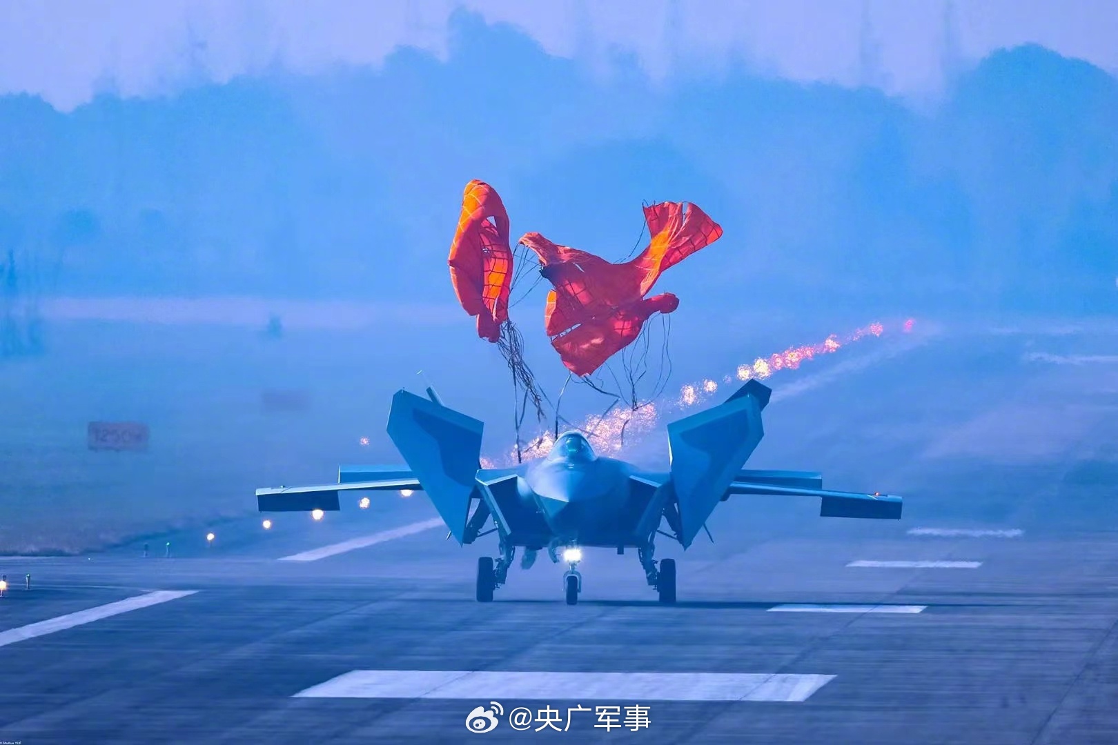 日高千晶在线观看 我还没有学会回答这个问题