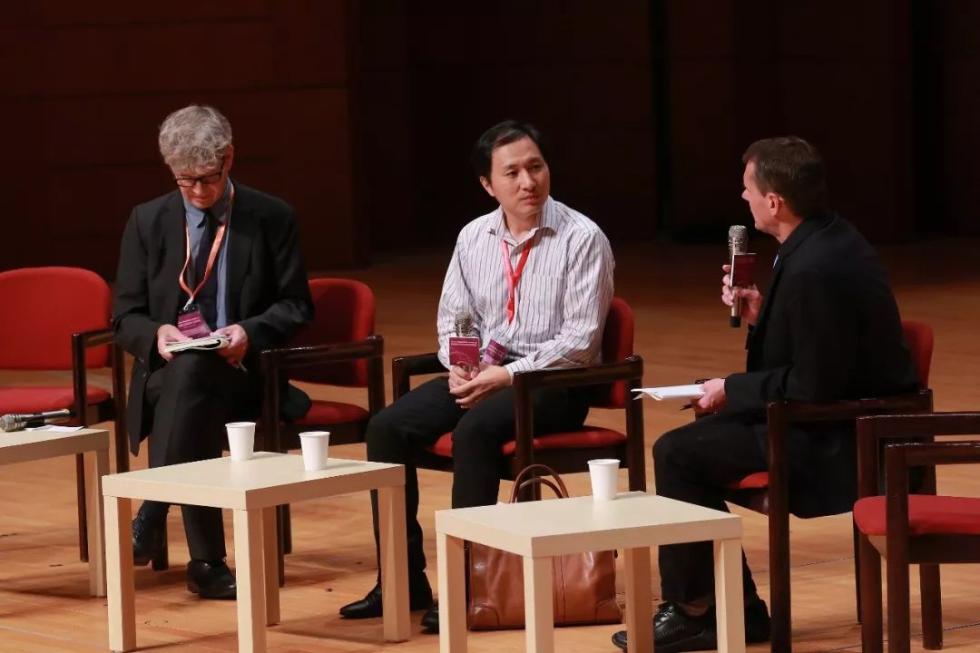 精品久久久无码人妻中文字幕免费 码人幕免吸引了大量用户