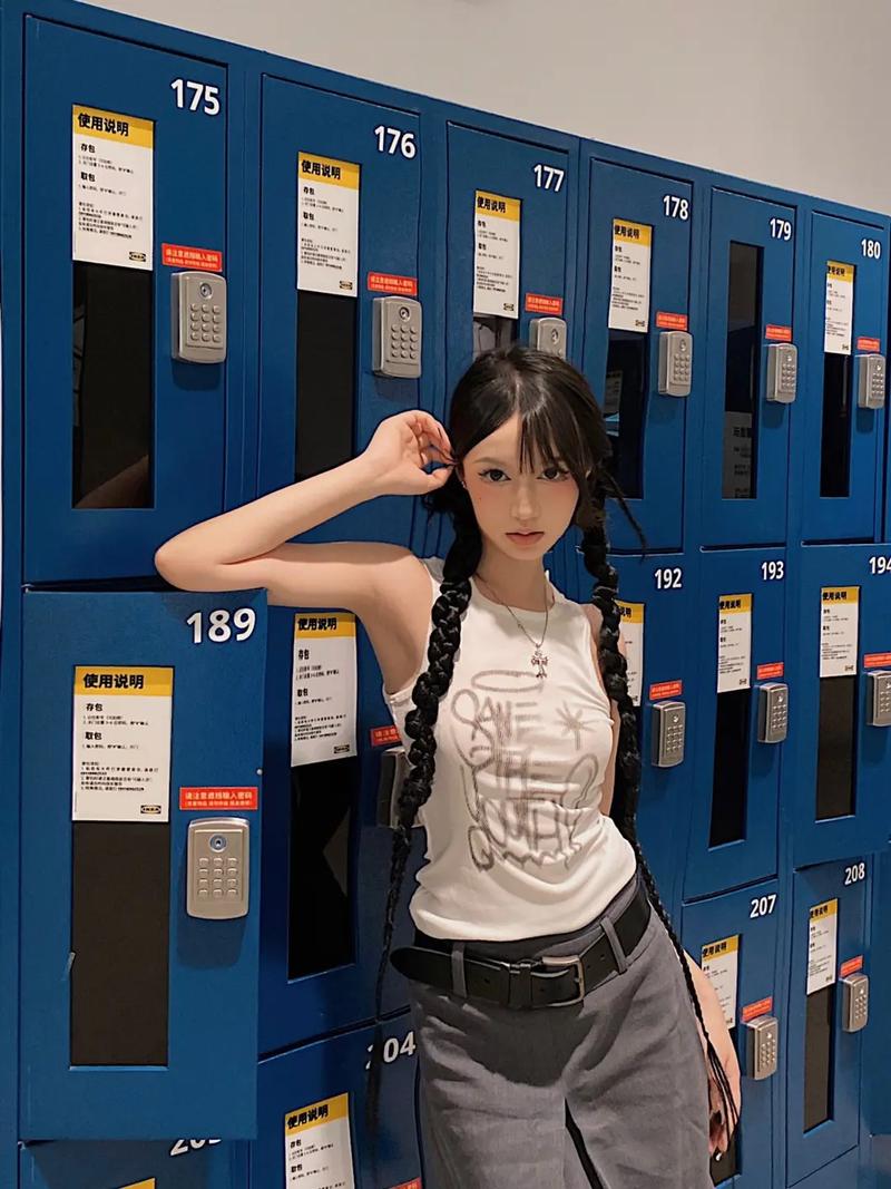 直接看别人搭建好的 www.youkutv.us www.qiyitv.us 分别是l.tv和m.tv的搭建站